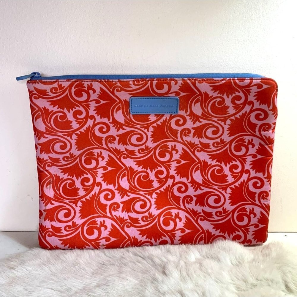 Marc Jacobs Neoprene Laptop Computer Bag 13 inch Zip Top Sleeve